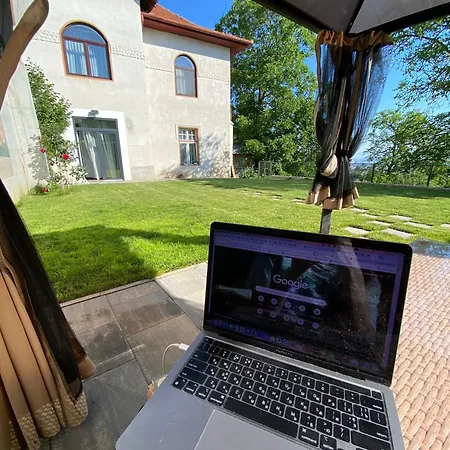 Apartment Apartament In Casa Cu Gradina Brasov - Warthe House Brasov